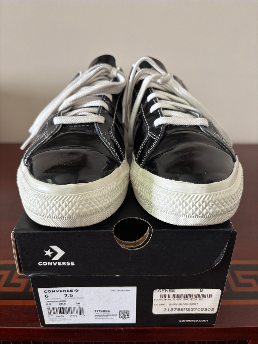 Converse women’s One Star Ox patent leather black unisex sneakers sz.7.5 - Picture 4 of 16